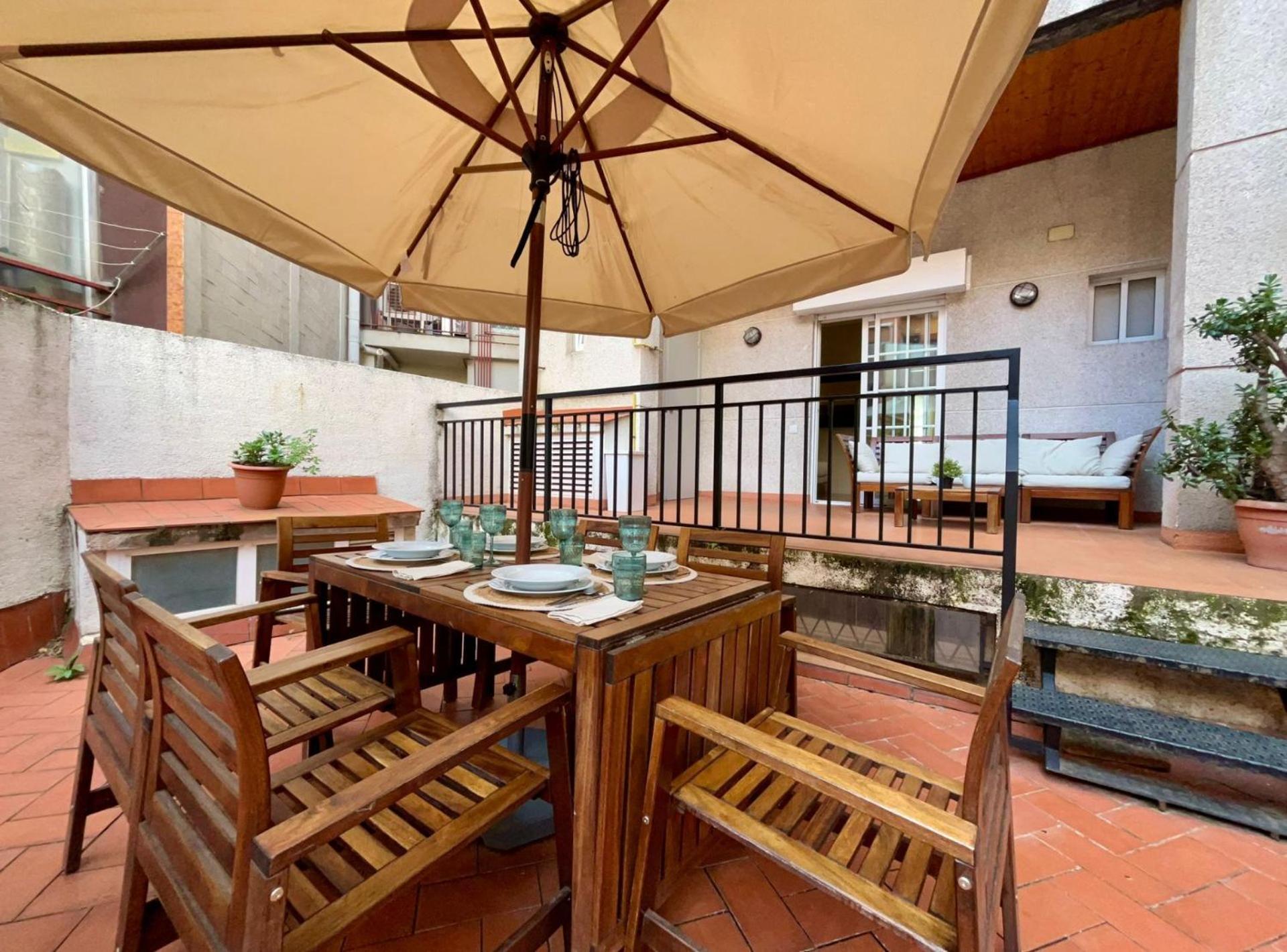 Barcelonaforrent Urban Town Suites ภายนอก รูปภาพ