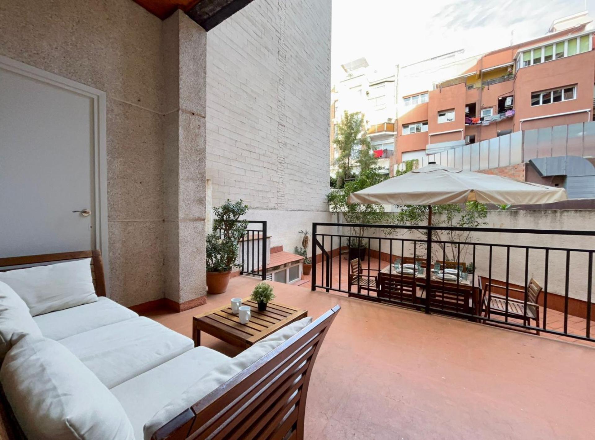 Barcelonaforrent Urban Town Suites ภายนอก รูปภาพ