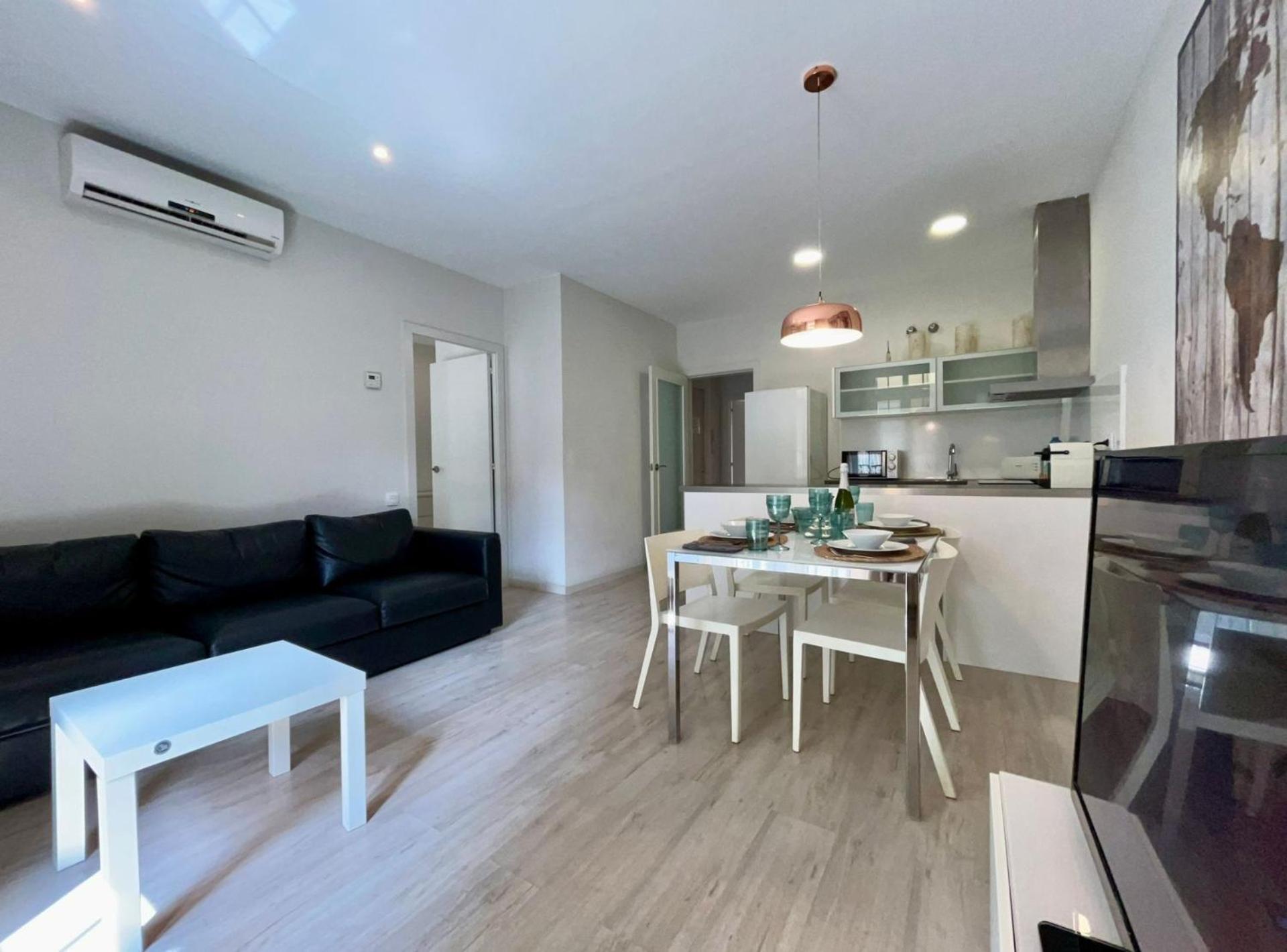 Barcelonaforrent Urban Town Suites ภายนอก รูปภาพ