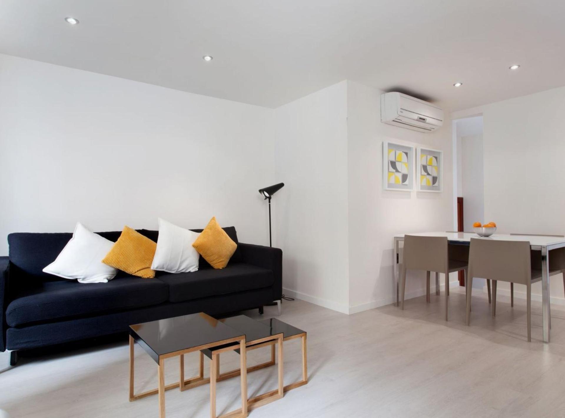 Barcelonaforrent Urban Town Suites ภายนอก รูปภาพ