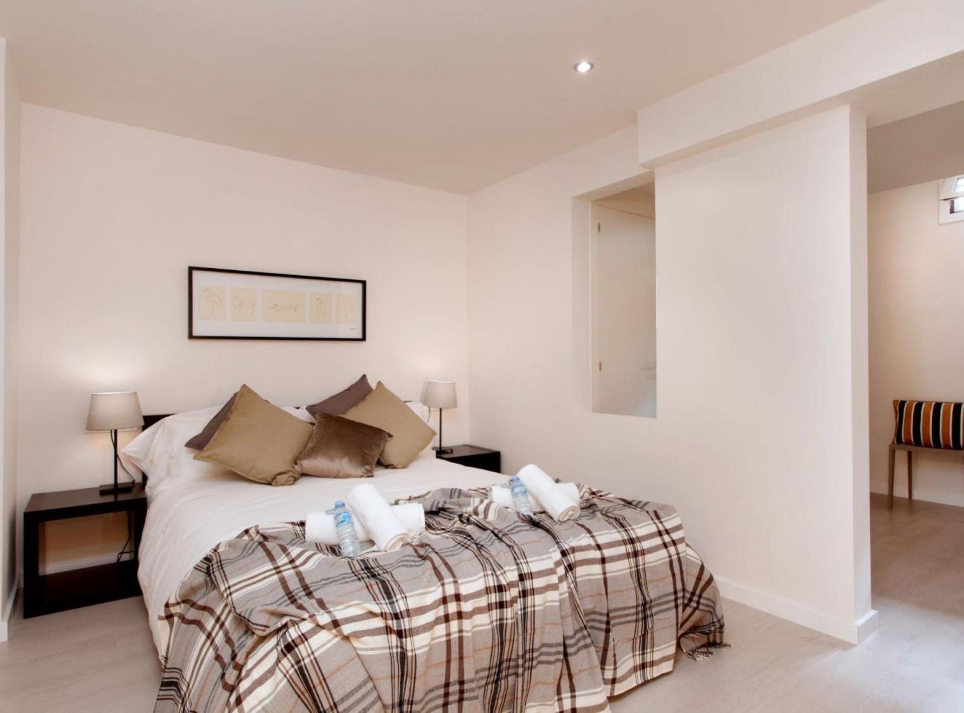 Urban Town Suites Terrace บาร์เซโลนา ภายนอก รูปภาพ